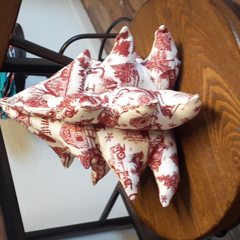 Stuffed Christmas Decor Approximately 10x10". Rustic motif.